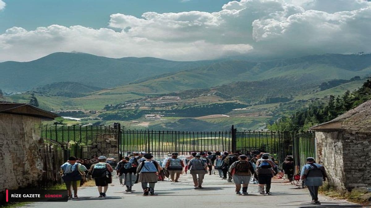 Rize'de YKS Maratonu Başlıyor: 6.925 Aday Geleceği İçin Ter Dökecek!