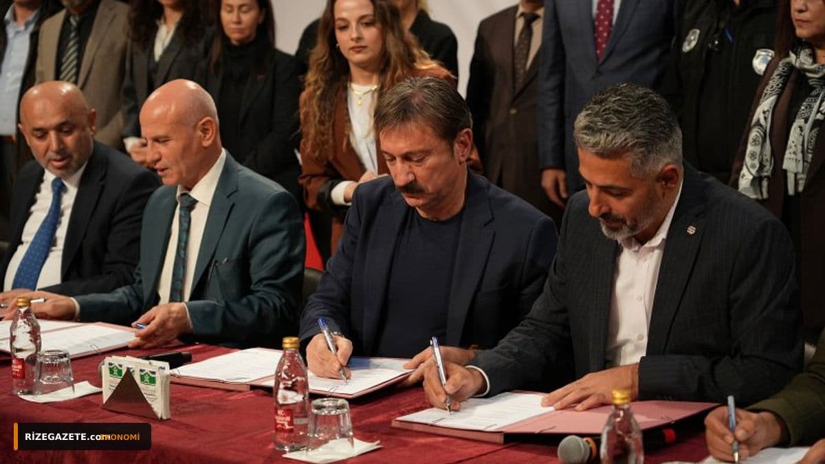 Rize Muradiye Belediyesi'nden İşçilere Büyük Zam: İlk 6 Ayda Yüzde 30 Artışla Yüzler Güldü