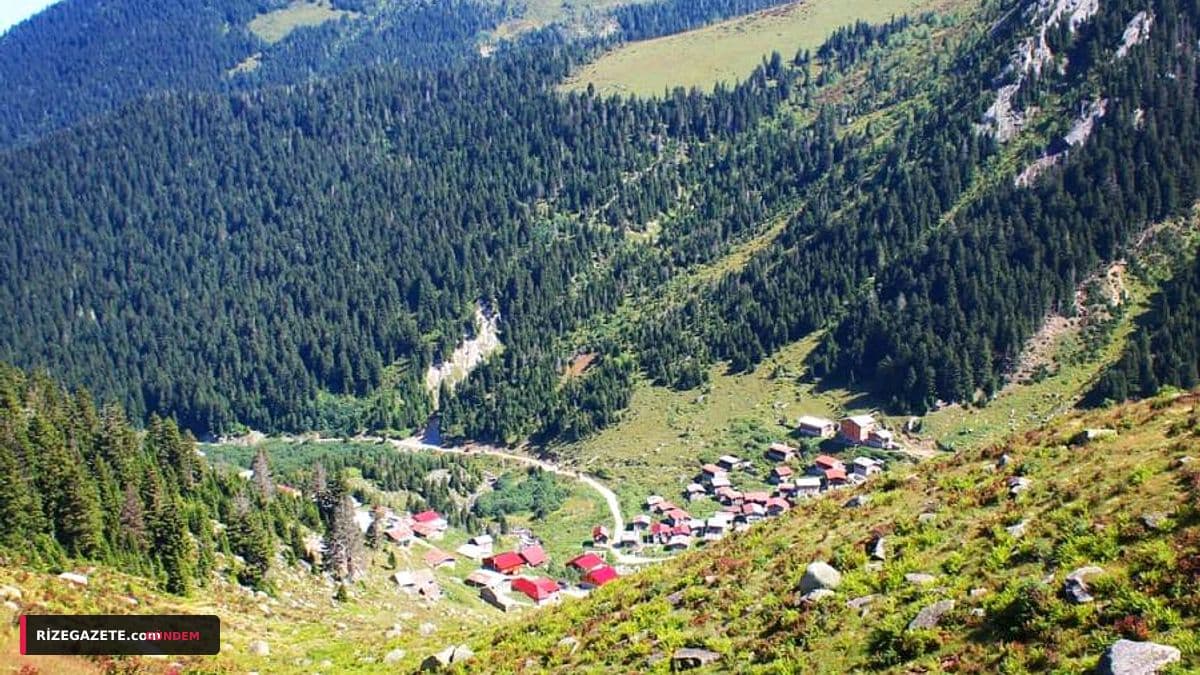 Rize'nin Sisli Yaylalarında Mahsur Kalan 3 Rus Turist, Bir Gecelik Operasyonla Sağ Kurtarıldı!