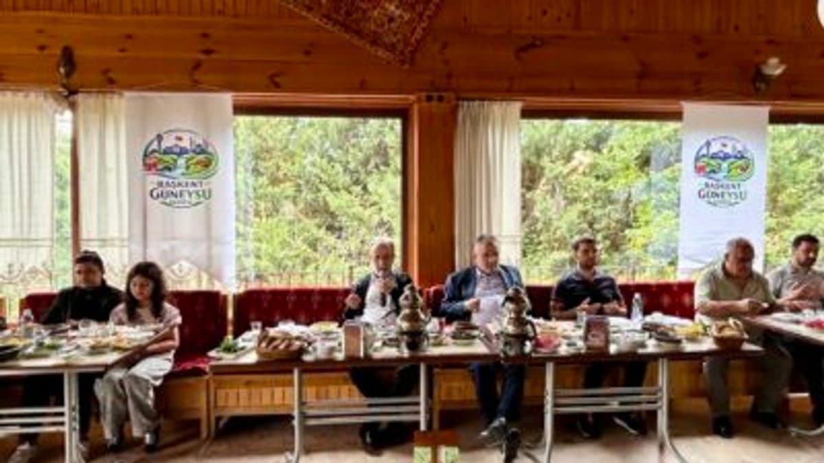 Rize AK Parti Pazar İlçe Başkanı Hamza Kandemir, Kansere Yenik Düşerek Sonsuzluğa Uğurlandı: Rize Yasta