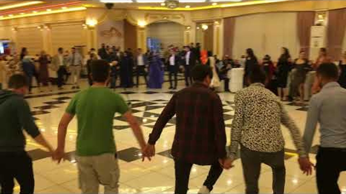 Rize Düğünlerinin En Özel Anı: Duvak Açma ve Coşkulu Horon Geleneği
